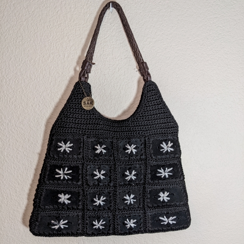 'Sequoia' Floral Crochet Purse With Leather Strap By The Sak - Picture 11 of 11